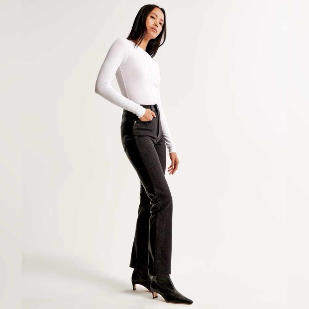 Abercrombie & Fitch The Ankle Straight High Rise Mixed Texture Jean
